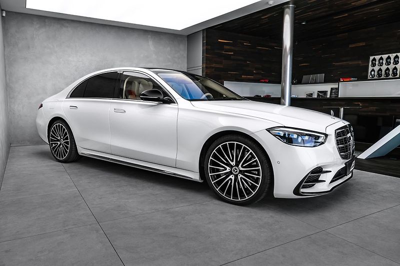 Mercedes-Benz Třídy S d 4M AMG MANUFAKTUR - fotka 4 z 26