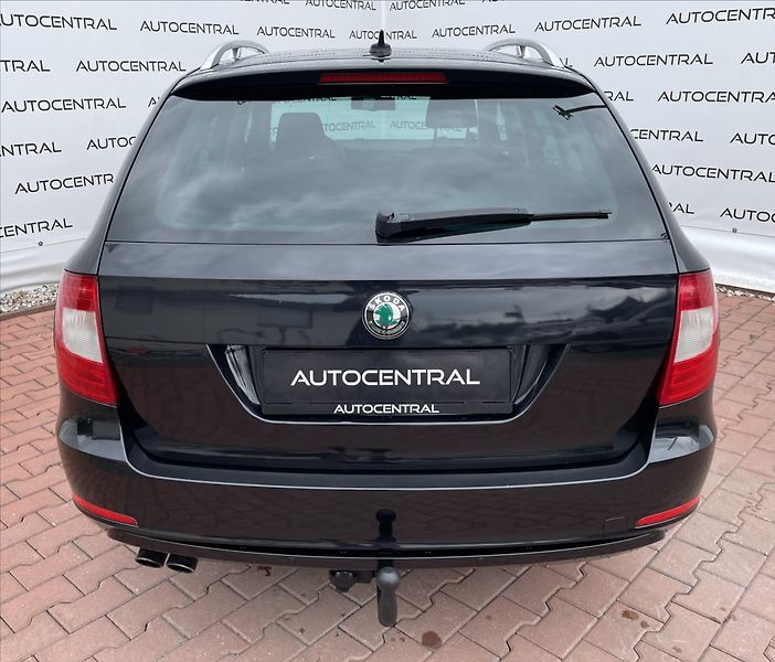 Škoda Superb 2,0 TDi,103kW,STK 6/28 - fotka 5 z 23