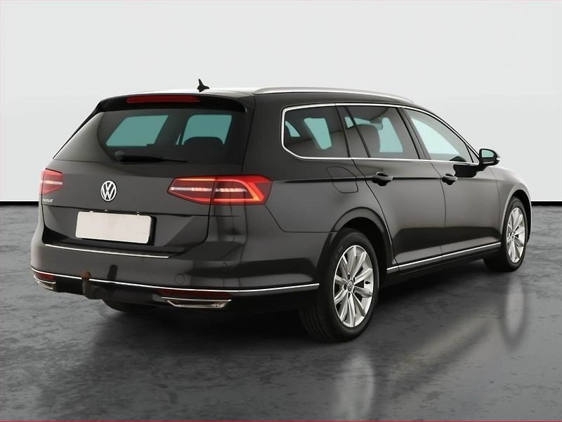 Volkswagen Passat (2018) 2.0 TDI, Kůže, Tempomat - fotka 5 z 21