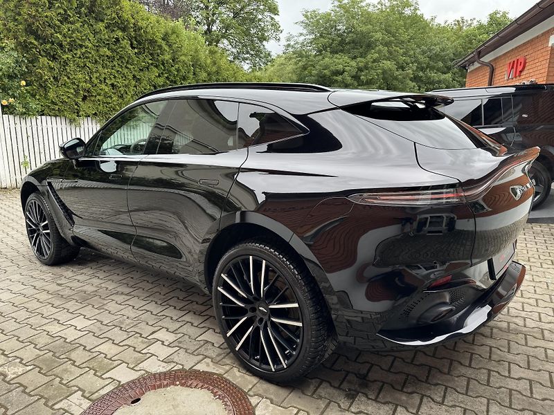 Aston Martin DBX V8-BLACK-R23-ZÁRUKA-12TKM - fotka 3 z 46