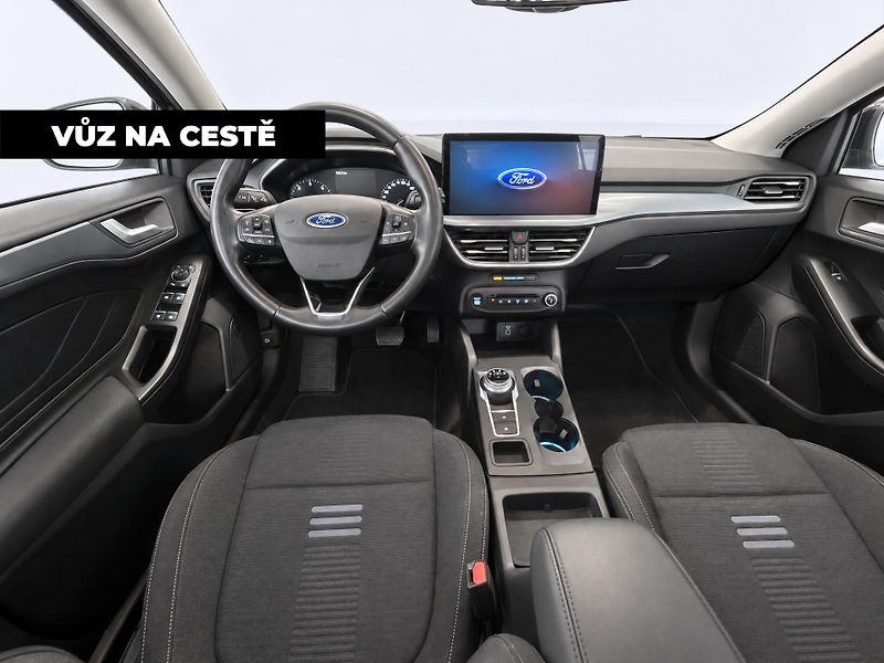 Ford Focus 1,5 TDCI 88kW Active Automat - fotka 3 z 12