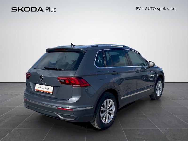 Volkswagen Tiguan (2023) 1.5 TSI 110 kW DSG Life - fotka 2 z 32