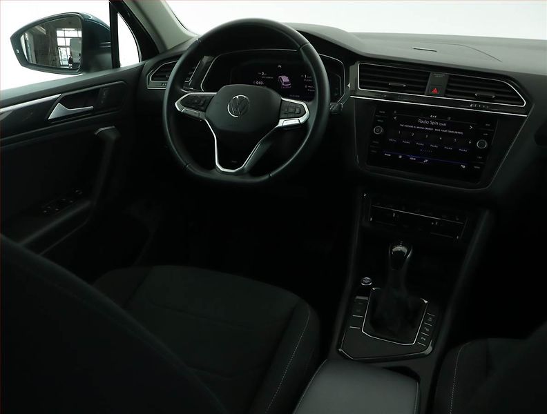 Volkswagen Tiguan (2022) Elegance 2.0 TDI - fotka 7 z 13