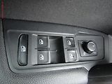 Volkswagen Tiguan (2016) 2.0 TDi 4x4, ČR, Comfortline - náhled 12
