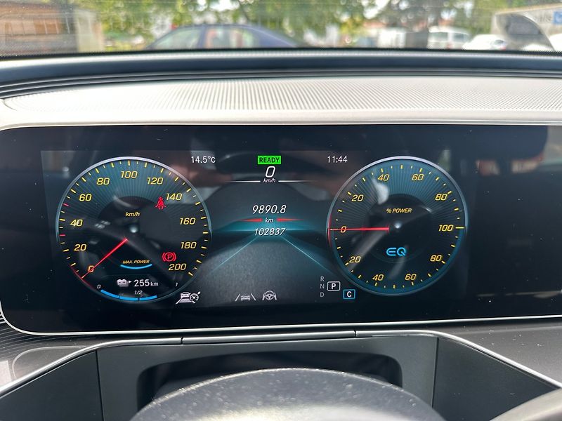 Mercedes-Benz EQC (2020) Edition 1886 SoH 96,8% - fotka 23 z 32