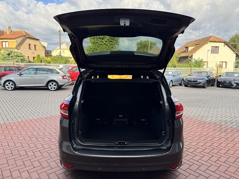 Ford C-MAX (2018) 1.5i Ecoboost Automat Xenony - fotka 21 z 48