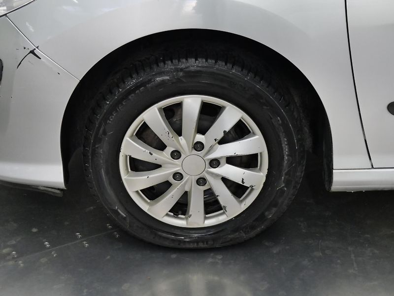 Peugeot 308 - fotka 10 z 21