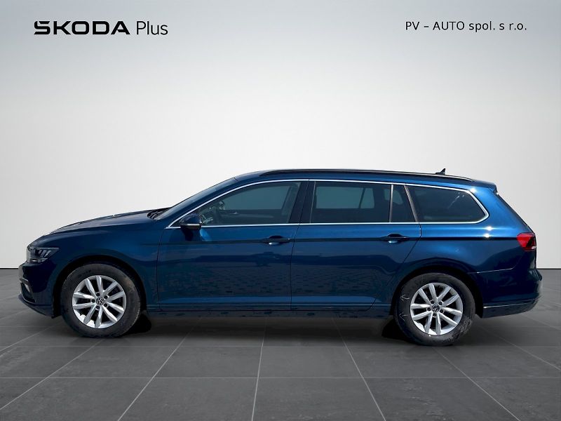 Volkswagen Passat (2023) 2.0TDI 110kW DSG Business - fotka 3 z 34