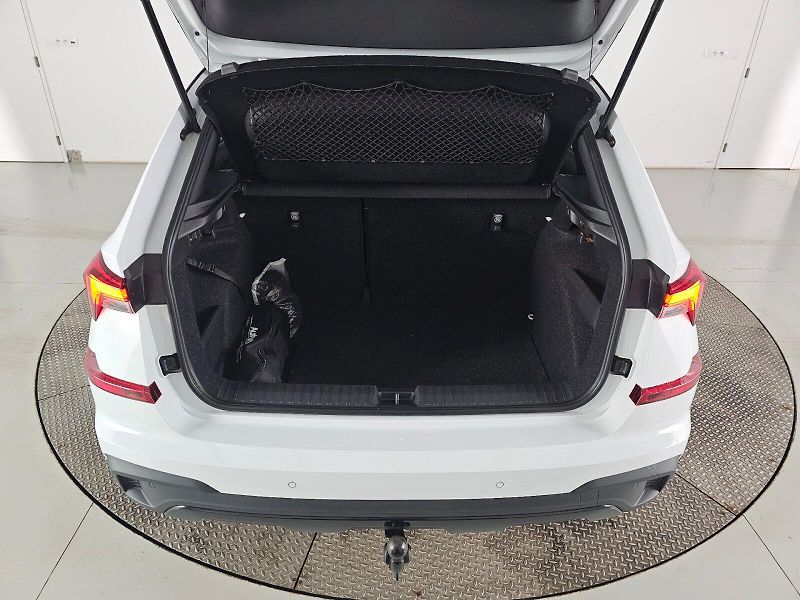 Škoda Kamiq (2025) 1.0TSi 85kW MONTE CARLO - fotka 35 z 35