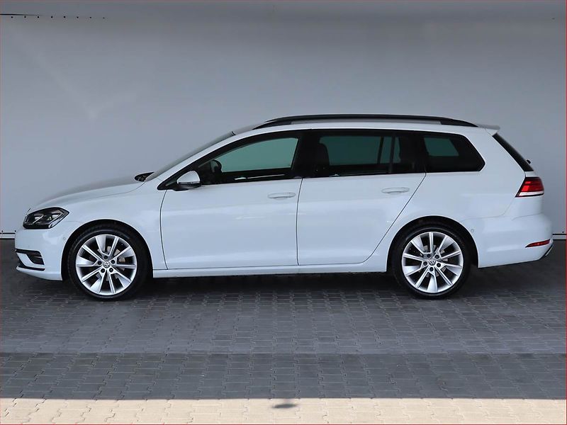 Volkswagen Golf (2017) 2.0 TDI, Automat, Kůže - fotka 3 z 21