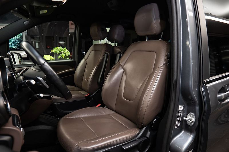 Mercedes-Benz Třídy V d AIRMATIC/4MATIC/Pano/Burmest - fotka 7 z 21