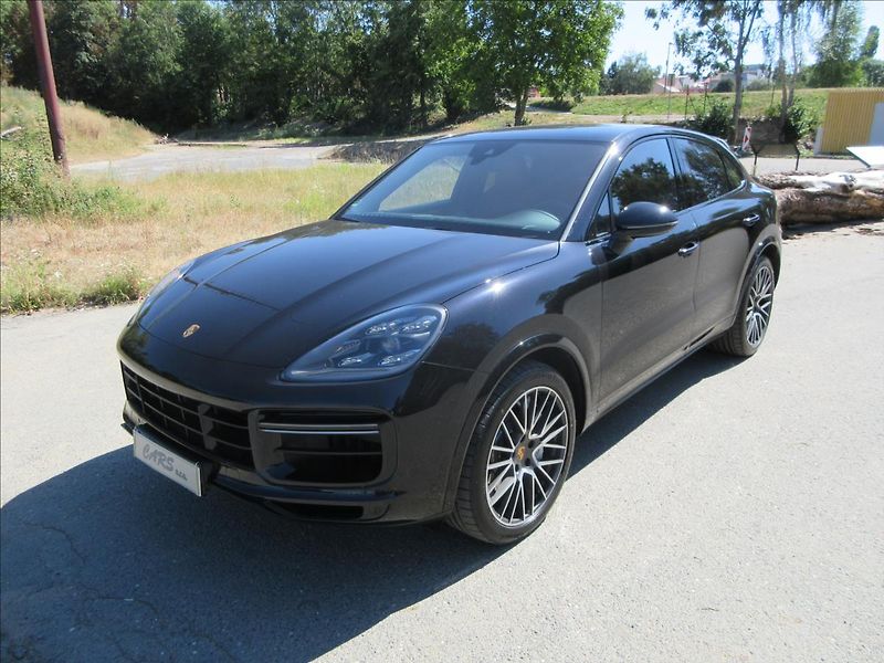 Porsche Cayenne 4,0 Turbo, Coupe, Chrono Matri - fotka 2 z 46