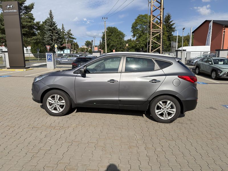 Hyundai ix35 1.7CRDI-85KW,4x KOLA NA ZIMU - fotka 4 z 21
