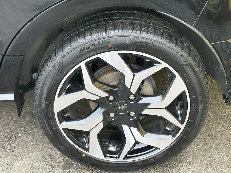 Ford EcoSport (2023) 1.0EB/92kW *ST LINE* 1.Maj.  - fotka 39 z 41