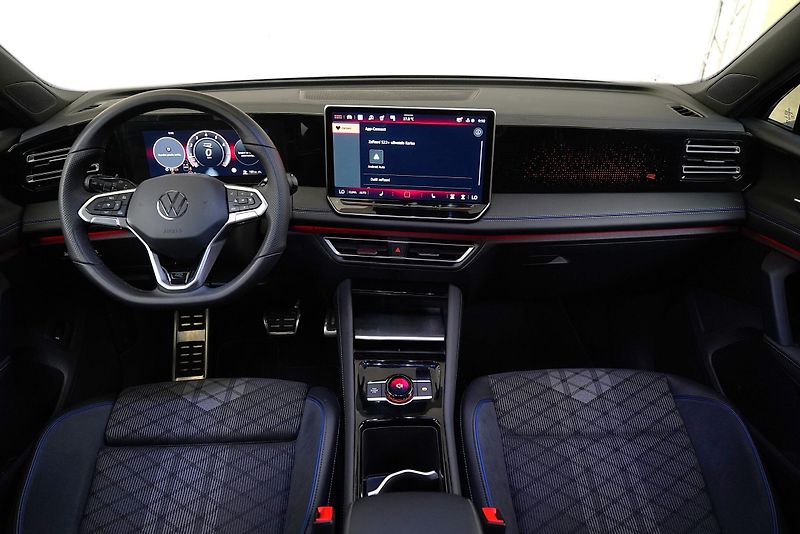 Volkswagen Tiguan - fotka 5 z 26