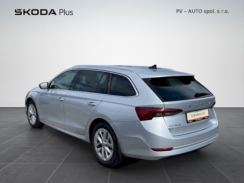 Škoda Octavia (2022) 1.5 TSI 110kW Style Plus combi - fotka 30 z 34
