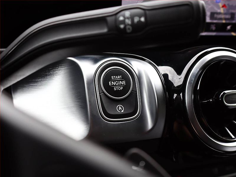 Mercedes-Benz GLB (2023) 200 d 4MATIC - fotka 19 z 24