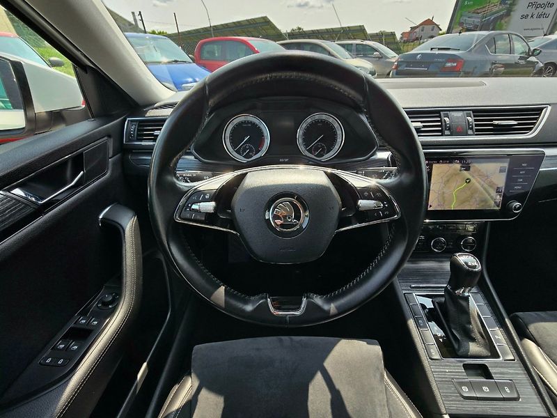 Škoda Superb (2020) 2.0 TDI 147KW 4x4 DSG Style - fotka 14 z 22