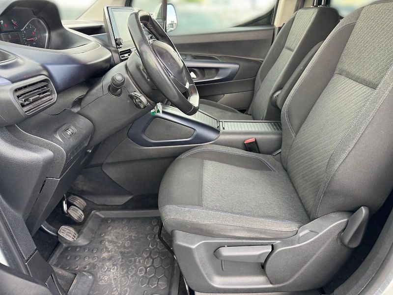 Peugeot Rifter (2021) ALLURE 1.5BHDI 96kW TAŽNÉ CZ   - fotka 7 z 11