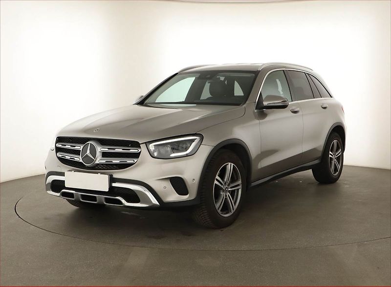 Mercedes-Benz GLC (2020) Avantgarde 220 d 4MATIC - fotka 2 z 21
