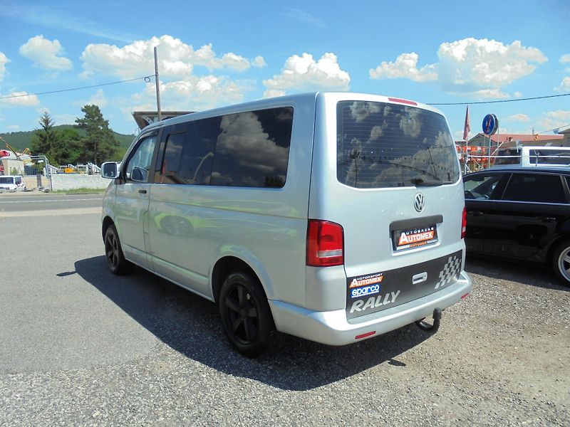 Volkswagen Transporter (2005) 2.0i- 85kW- OBYTNÁ ÚPRAVA - fotka 4 z 16