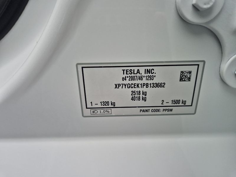 Tesla Model Y ZAMLUVENO ! TZ 92,4% - fotka 49 z 50