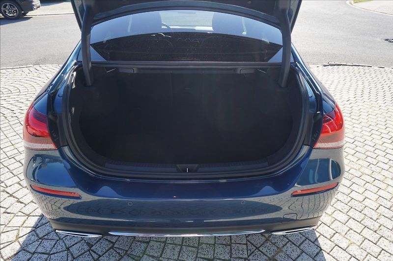 Mercedes-Benz Třídy A 1,3 A 180 sedan,CZ původ,1.maj - fotka 8 z 15