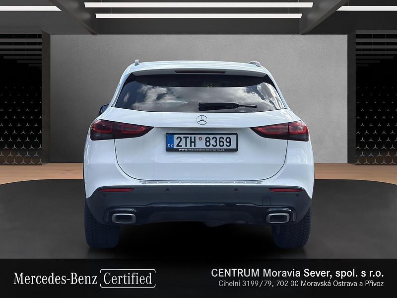 Mercedes-Benz GLA 200 d 4MATIC - fotka 4 z 17