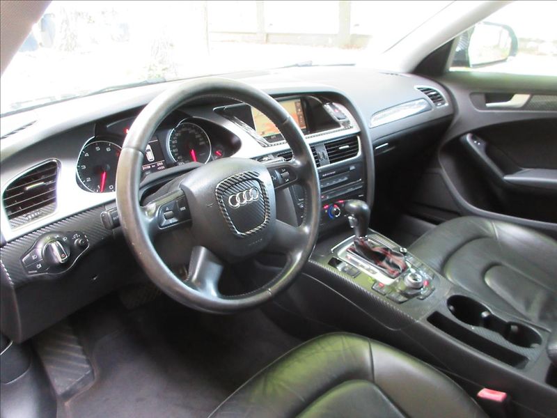 Audi A4 Avant 1,8 TFSi Navi, S-Line, a - fotka 12 z 25