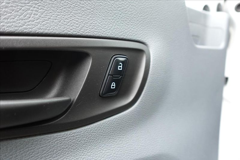 Ford Transit 2,0 TDCi  3S SKLÁPĚČ SERVISKA - fotka 23 z 35