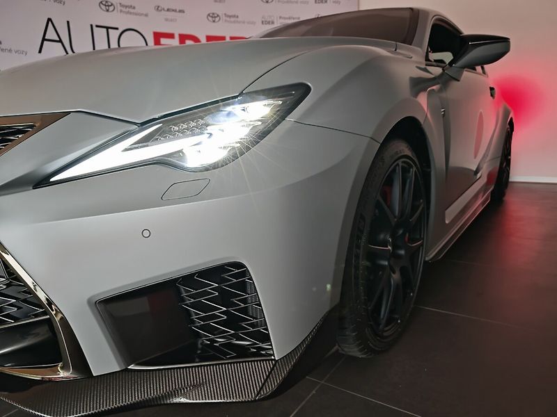 Lexus RC F Ultimate Edition 3/30 V8 5.0l - fotka 8 z 50