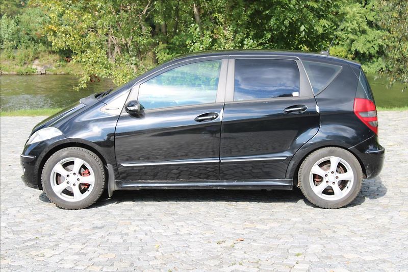 Mercedes-Benz Třídy A A150i / 70kW - na díly !!! - fotka 6 z 26