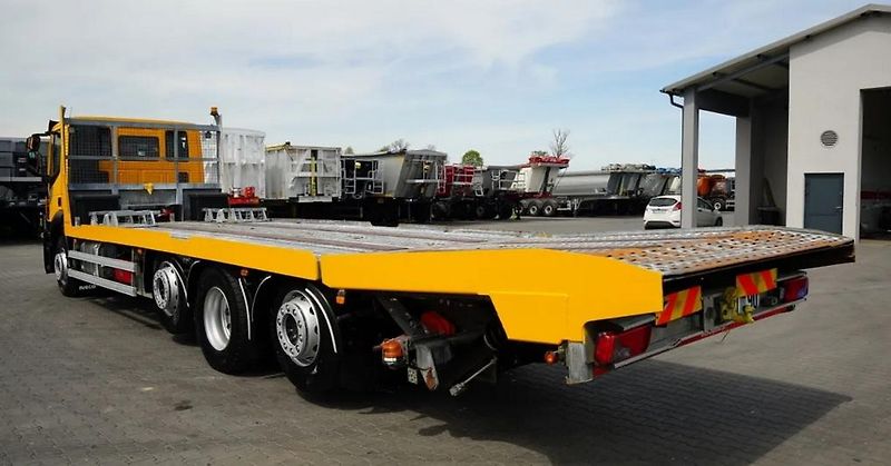 Iveco Stralis (2018) 420 8x4 odtahovka EURO 6 - fotka 9 z 23