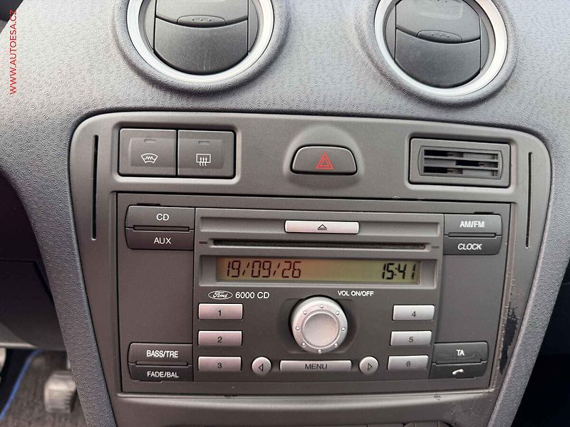 Ford Fusion (2009) 1.4i, 2.maj,ČR, AC - fotka 13 z 15