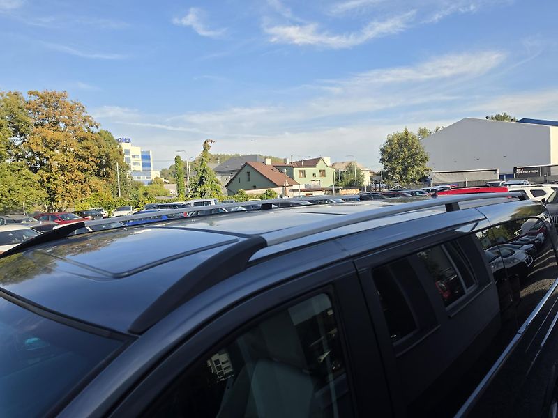 Mercedes-Benz Viano 2.2CDI Kuže Navi Televize L - fotka 24 z 24