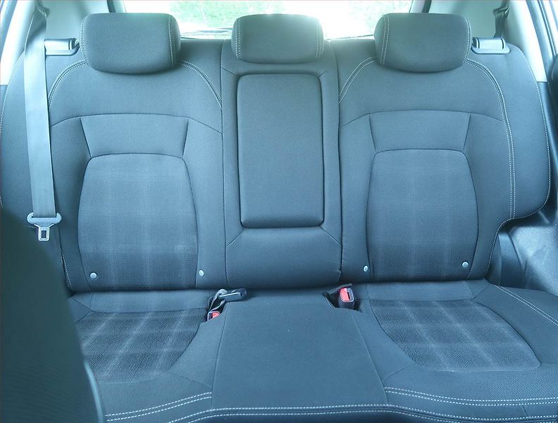 Kia Sportage (2011) 1.7 CRDi, Tempomat - fotka 10 z 15