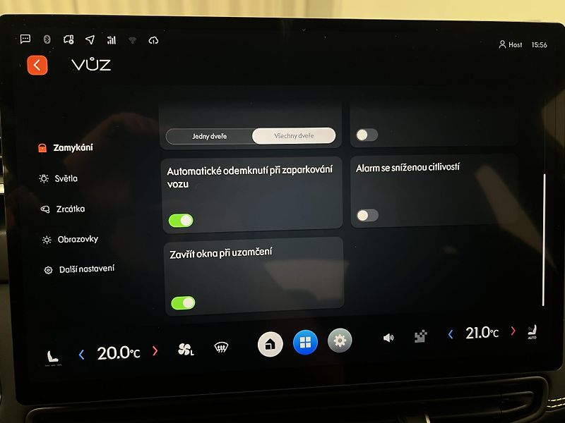 Lynk & Co 01 CORE PHEV AUT CZ 1.maj - fotka 36 z 46