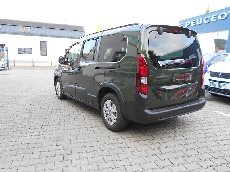 Peugeot Rifter LONG ALLURE BlueHDi 130 M6 - fotka 9 z 10