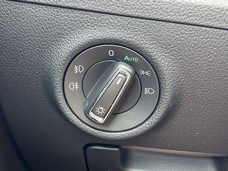 Škoda Superb (2023) 2.0 TDI 147kW DSG Style Plus c - fotka 7 z 34