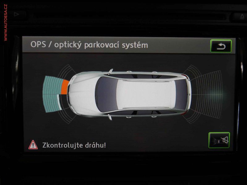 Škoda Superb (2013) 2.0 TDi 4x4, 2.maj, DSG - fotka 14 z 25