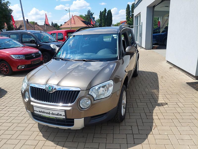 Škoda Yeti (2013) 2.0TDi Active 4x4 - fotka 2 z 40