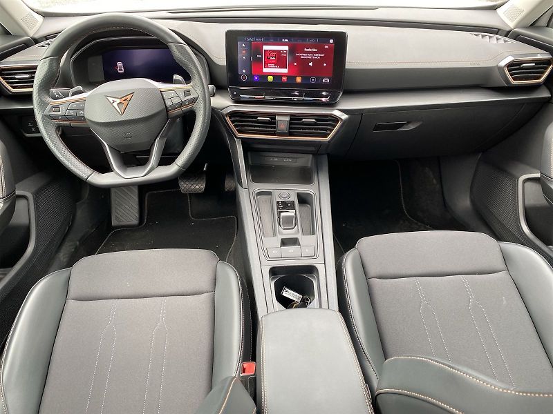 Cupra Formentor (2024) 1.5 TSI DSG - fotka 5 z 34