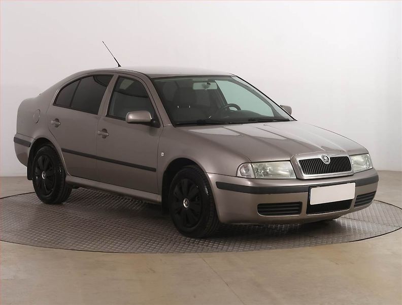 Škoda Octavia (2008) 1.6, po STK, jezdí výborně - fotografie inzerátu