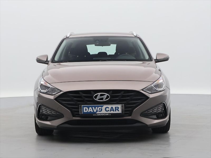 Hyundai i30 1,0 T-GDI 88kW Comfort CZ - fotka 2 z 33