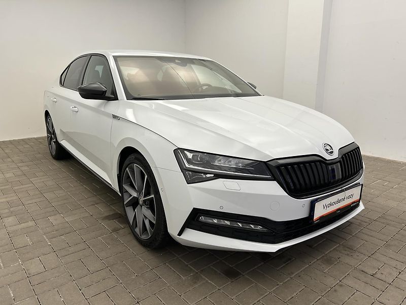 Škoda Superb 2.0 TDI 4x4 SportLine - fotka 31 z 31