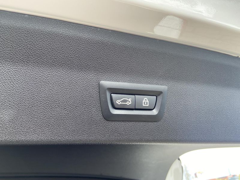 BMW X4 20d 140kW 8AT XDrive M-Paket - fotka 24 z 25