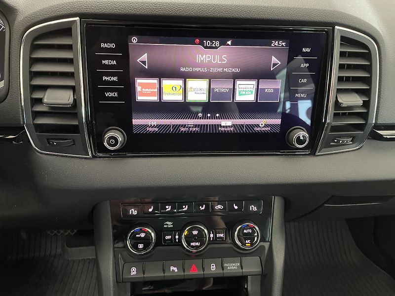 Škoda Karoq 2.0 TDi 4x4 DSG ČR NAVI ACC  - fotka 25 z 30