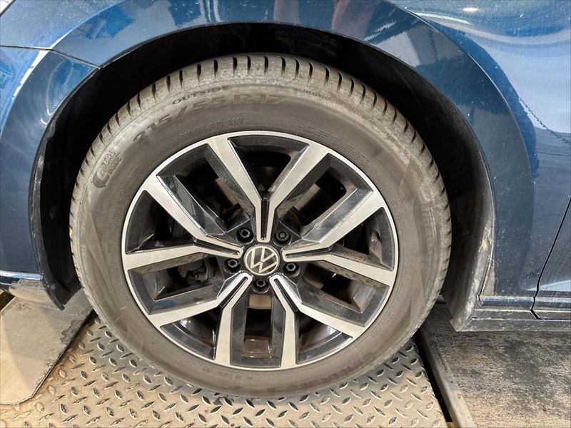 Volkswagen Passat 2,0 TAŽNÉ,EL.SEDADLA,KAMERA - fotka 7 z 8