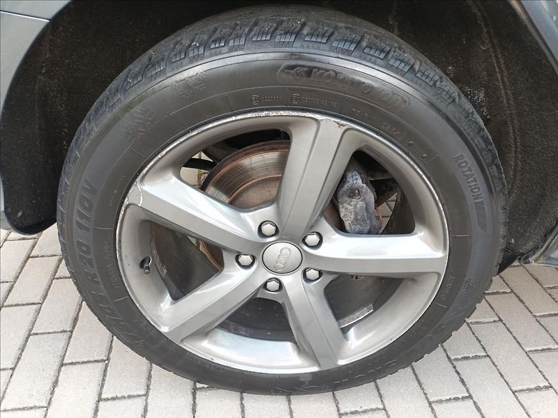 Audi Q7 3,0 TDI,150KW,ČR,S-LINE,TAŽNÉ, - fotka 30 z 41