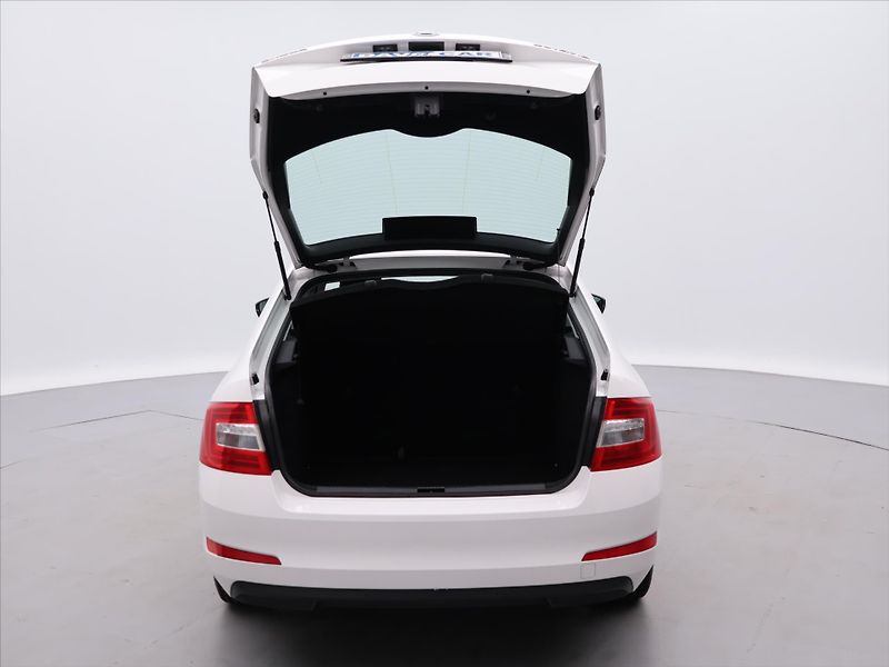 Škoda Octavia 1,2 TSI 63 kW Tempomat CZ - fotka 9 z 27